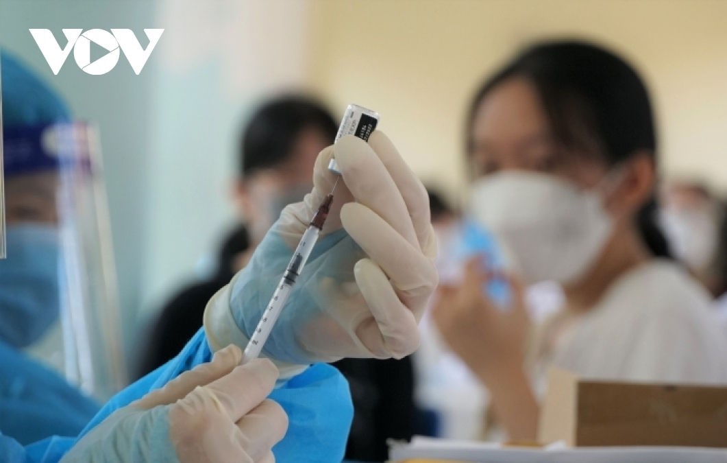 Vietnam beschleunigt Corona-Impfung und verstärkt Covid-19-Bekämpfung