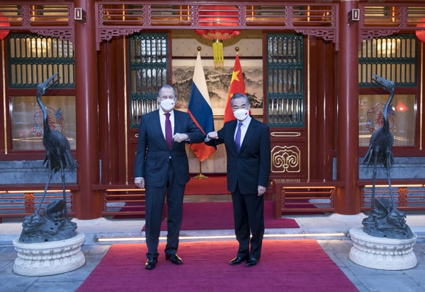 Chinesischer Staatspräsident Xi Jinping trifft den russischen Präsidenten Wladimir Putin in Peking