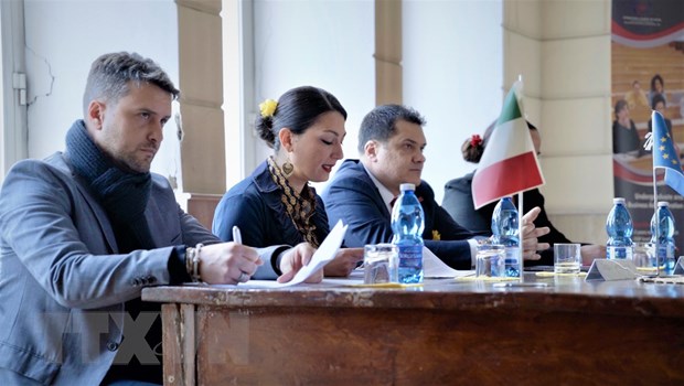 Werbung der vietnamesischen Kultur durch die Kooperation in Bildung in Italien