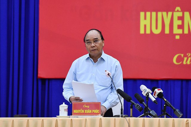 Staatspräsident Nguyen Xuan Phuc trifft Wähler in Cu Chi und Hoc Mon