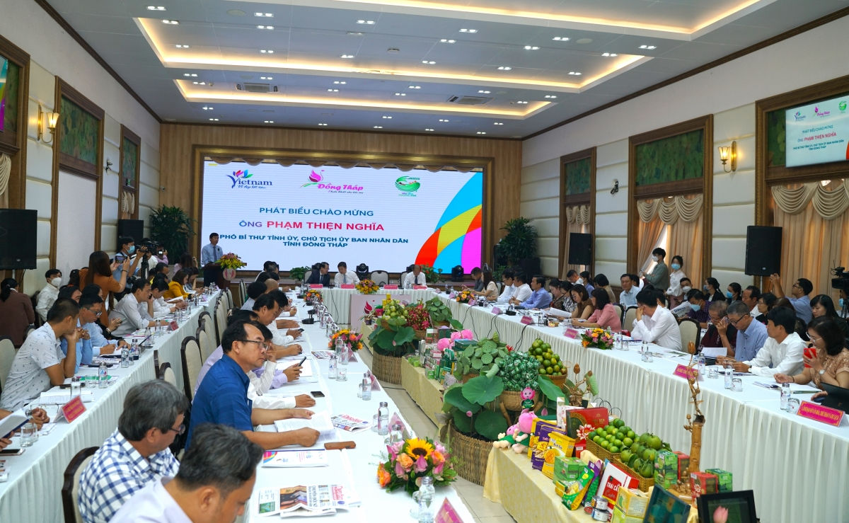 Tourismus-Verbindung zwischen Ho-Chi-Minh-Stadt und Mekong-Delta