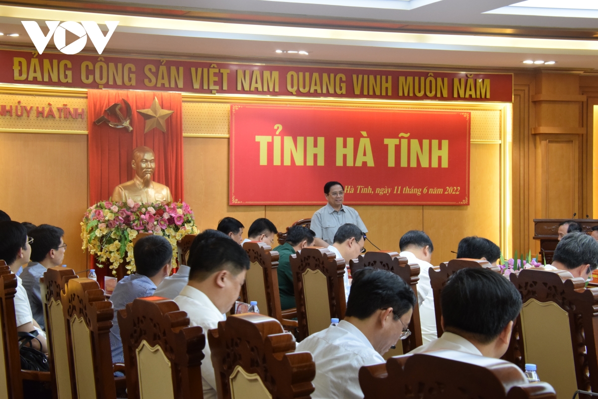 Premierminister Pham Minh Chinh tagt mit Verwaltern der Provinz Ha Tinh