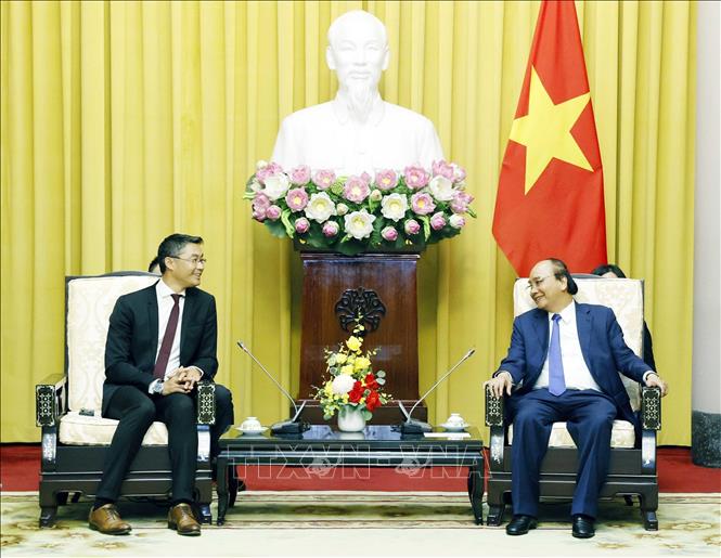Staatspräsident Nguyen Xuan Phuc empfängt Honorarkonsul Vietnams in der Schweiz