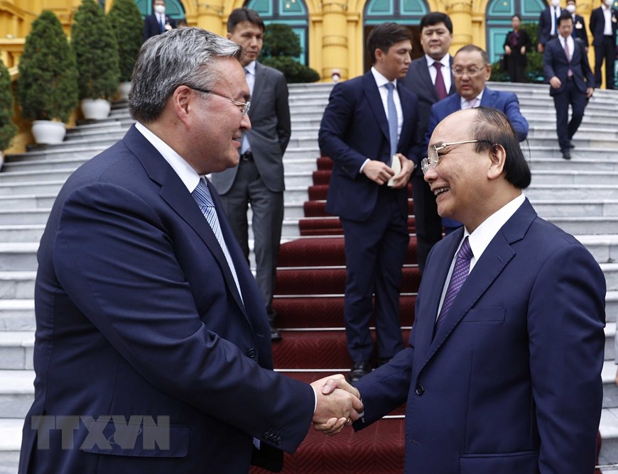 Verstärkung der Freundschaft und der Zusammenarbeit zwischen Vietnam und Kasachstan