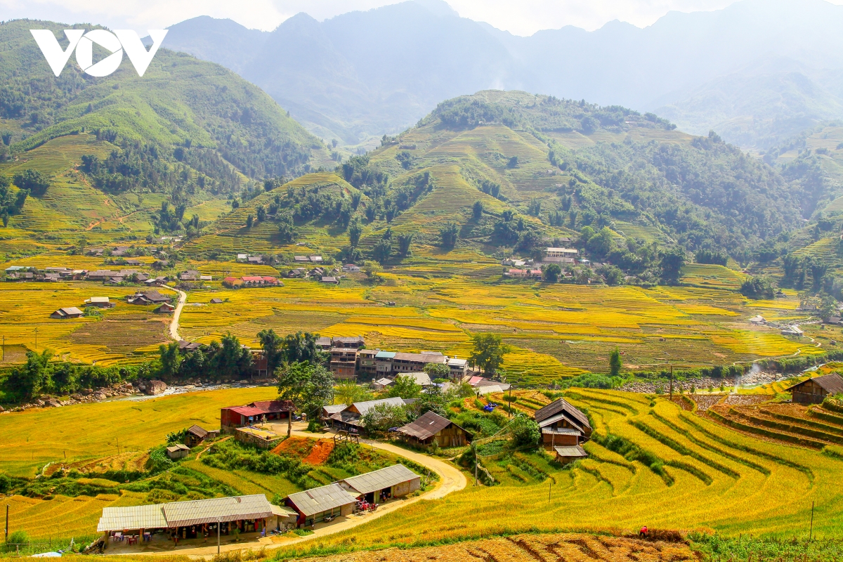 Zahlreiche Tourismusfeste und Kunstprogramme in der Provinz Lao Cai