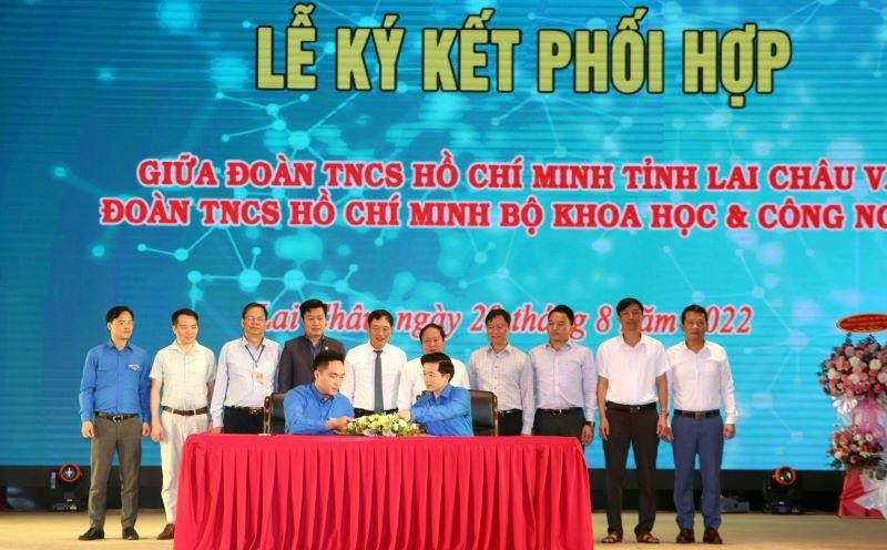Techfest Vietnam 2022: Jugendliche mit Start-Up und Innovation