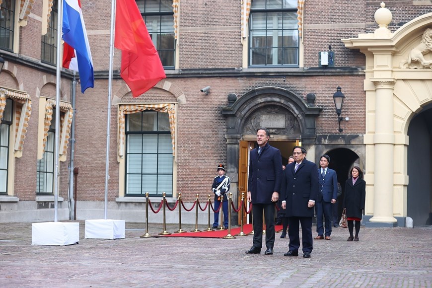 Offizieller Empfang des Premierministers Pham Minh Chinh in den Niederlanden