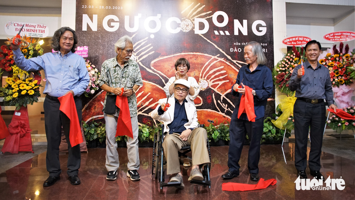 Die Ausstellung „Gegenströmung” des Malers Dao Minh Tri