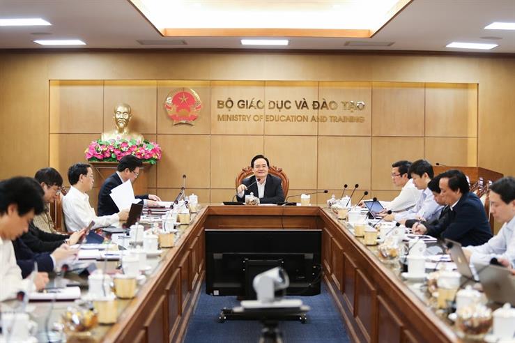 Instansi pendidikan Vietnam terus melakukan secara inisiatif proyek-proyek menghadapi wabah Covid-19