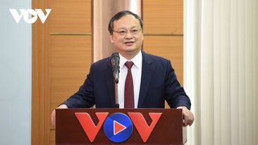 Ucapan Selamat Tahun Baru Dirjen VOV kepada Para Pendengar