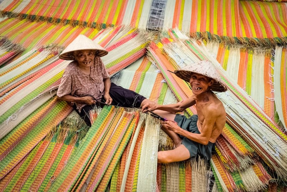 Perkenalan Sepintas tentang Kerajinan Pembuatan Tikar Mendong dan Peraturan Rambu Lalu Lintas di Vietnam