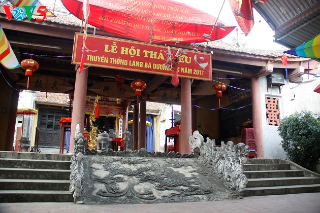La fête traditionnelle du cerf-volant de Ba Duong Nôi