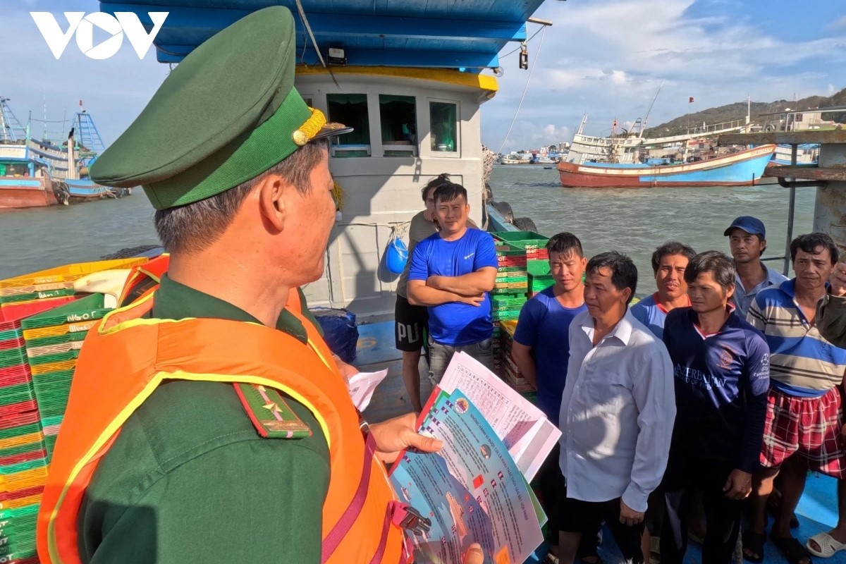 Bà Ria - Vung Tau s’engage à lutter contre la pêche INN