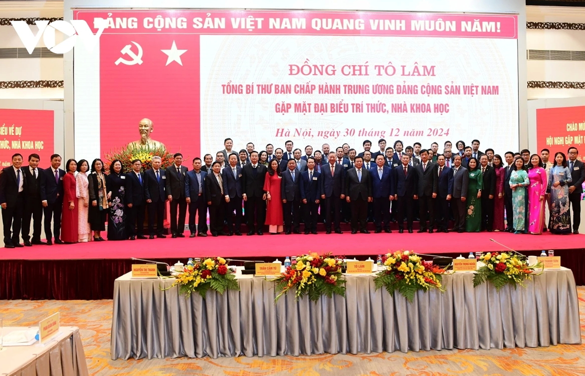 Les intellectuels et scientifiques: piliers de l’innovation et moteurs du développement durable du Vietnam