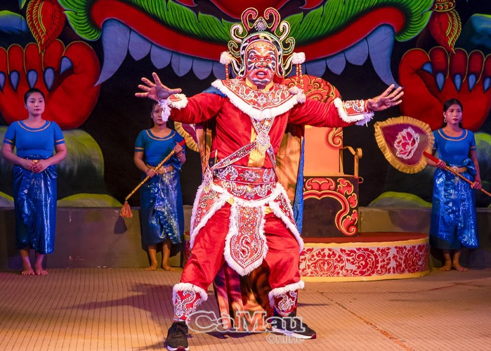 Dù kê: L'âme du théâtre khmer, un héritage préservé