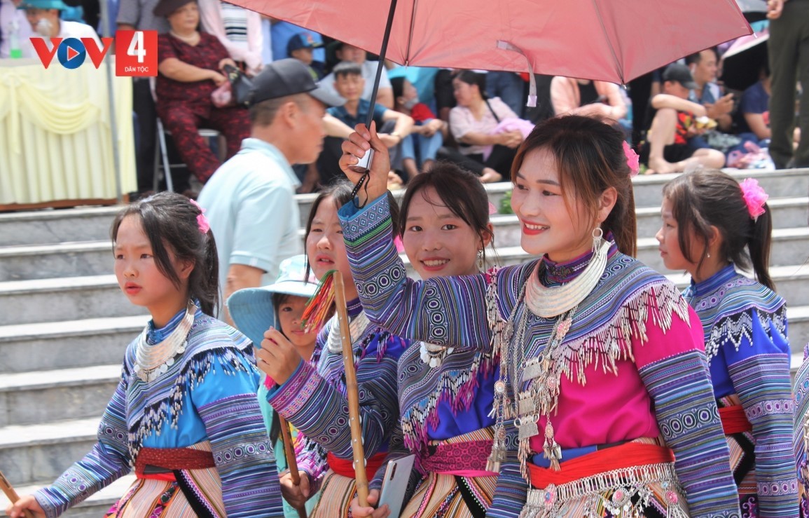 Les marchés du Têt de Lào Cai: un voyage au cœur des traditions et des cultures