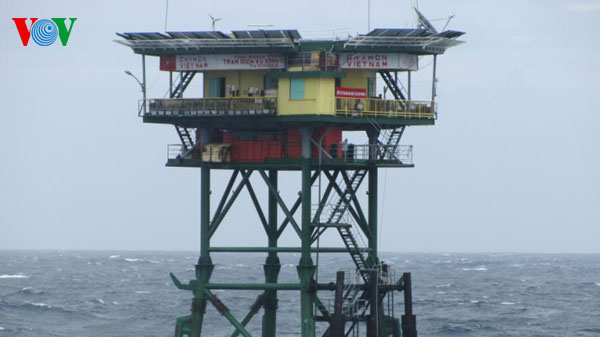 ยามวสันต์ฤดูที่แท่นตรวจการทางทะเล