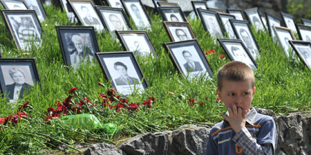 พิธีรำลึกครบรอบ 26 ปีเหตุการณ์ระเบิดของโรงไฟฟ้านิวเคลียร์เชอร์โนบิล