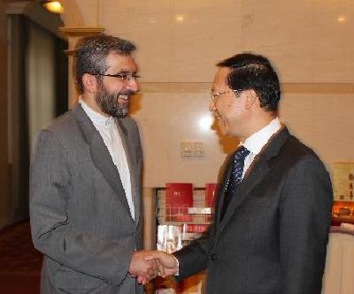 จีนเรียกร้องให้แก้ไขปัญหานิวเคลียร์ของอิหร่านโดยผ่านการเจรจาอย่างสันติ