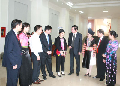 ส่งเสริมการแลกเปลี่ยนประสบการณ์ด้านการรณรงค์มวลชน