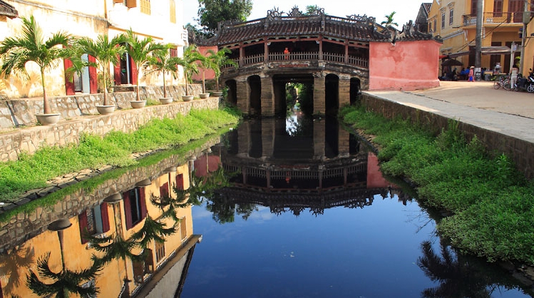 เมืองเก่า Hội An ริมฝั่งแม่นํ้า Thu Bồn