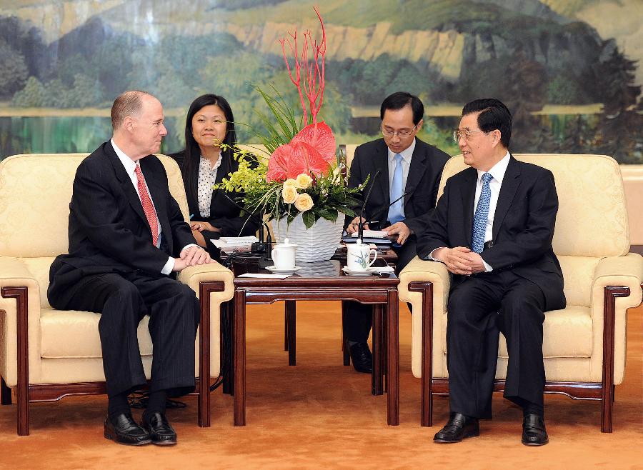 จีนและสหรัฐให้คำมั่นที่จะผลักดันความสัมพันธ์ทวิภาคี