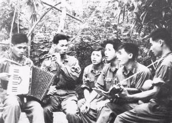 Bài ca không quên - “บทเพลงแห่งอมตะ”