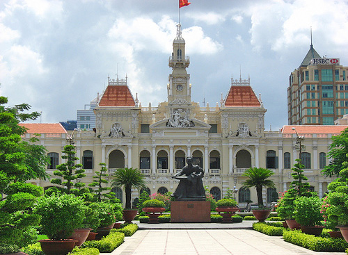 นครโฮจิมินห์ - ศูนย์กลางทางเศรษฐกิจ วัฒนธรรมและศึกษาที่สำคัญของเวียดนาม