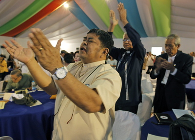 นักเคลื่อนไหวทางสังคมเรียกร้องให้จีนและฟิลิปปินส์ลดความตึงเครียดในการพิพาทด้านอธิปไตยในทะเลตะวันออก