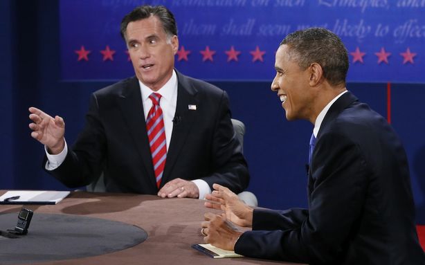 นาย บารัค โอบาม่า มีคะแนนชนะคู่แข่งหลังเสร็จสิ้นการโต้วาทีนัดสุดท้าย