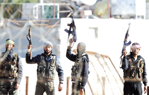 ประชามติระหว่างประเทศเกี่ยวกับการสนับสนุนอาวุธให้แก่ฝ่ายต่อต้านในซีเรีย