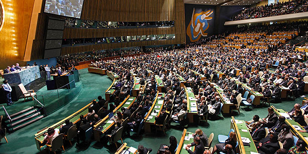 สมัชชาใหญ่แห่งสหประชาชาติผ่านความเห็นชอบมติเรียกร้องให้ทำลายอาวุธนิวเคลียร์