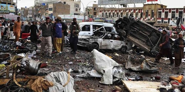 มีผู้เสียชีวิตและได้รับบาดเจ็บกว่า 100 คนจากเหตุคาร์บอมในประเทศอิรัก