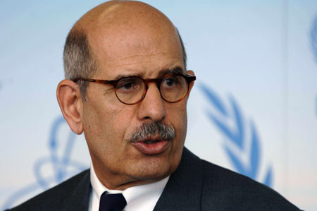 นาย Mohanmed ElBaradei เข้าพิธีสาบานตนรับตำแหน่งรองประธานาธิบดีเฉพาะกาลของอียิปต์