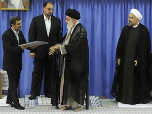 นาย ฮัสซัน โรฮานี เข้าพิธีสาบานตนรับตำแหน่งประธานาธิบดีอิหร่านอย่างเป็นทางการ