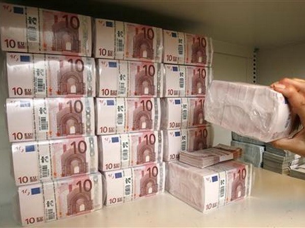 IMF เบิกจ่ายวงเงินช่วยเหลือให้แก่กรีซหลังถูกเลื่อนออกไปเป็นเวลา 1 ปี