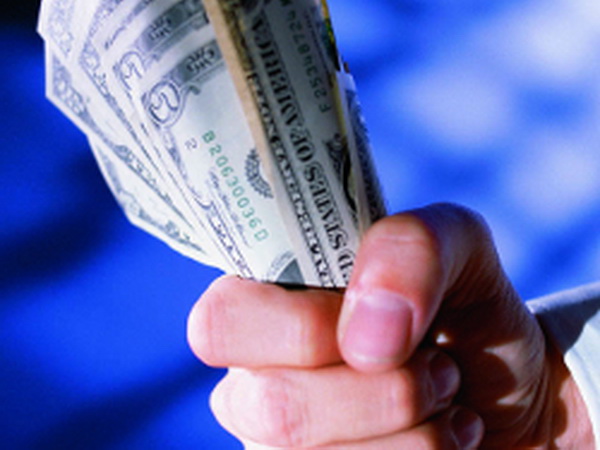 อียูและสหรัฐดำเนินมาตรการควํ่าบาตรใหม่ต่อรัสเซีย