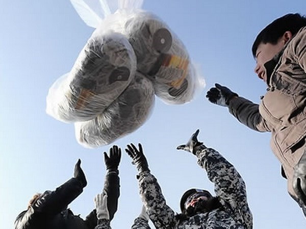 สาธารณรัฐประชาธิปไตยประชาชนเกาหลีเตือนเกี่ยวกับการปล่อยลูกโป่งพร้อมใบปลิวที่มีเนื้อหาต่อต้านเปียงยาง