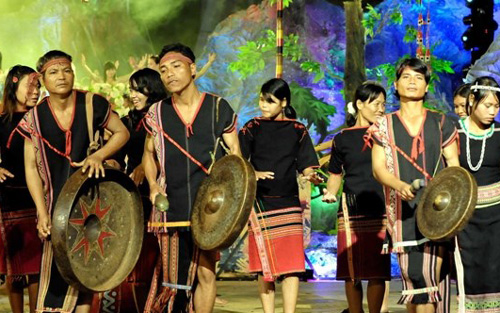 กิจกรรมด้านวัฒนธรรมที่หลากหลายในกรอบงานวันมหาสามัคคีอาเซียน