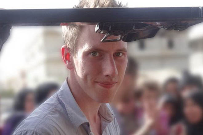 ไอเอสเผยแพร่คลิปวีดีโอที่สังหารตัวประกันชาวอเมริกันและทหารซีเรีย