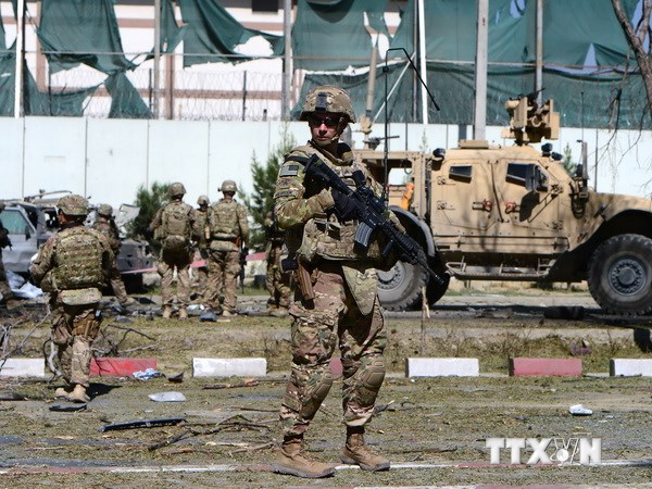 มีผู้เสียชีวิตและได้รับบาดเจ็บจำนวนมากจากเหตุระเบิดพลีชีพในประเทศอัฟกานิสถาน