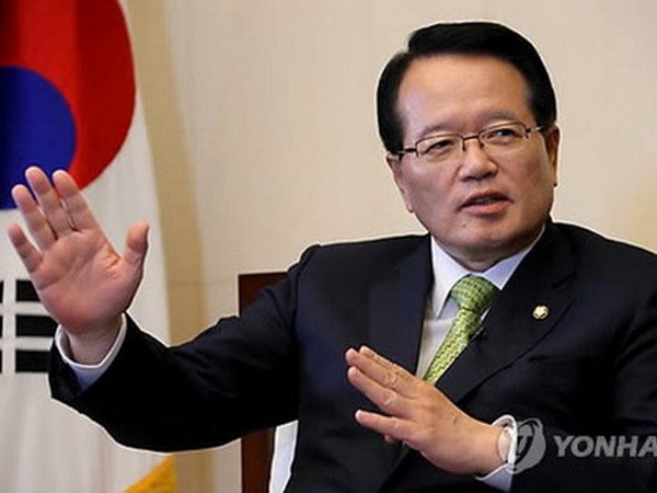 ประธานรัฐสภาสาธารณรัฐเกาหลีพบปะกับนักศึกษาเวียดนามในนครโฮจิมินห์