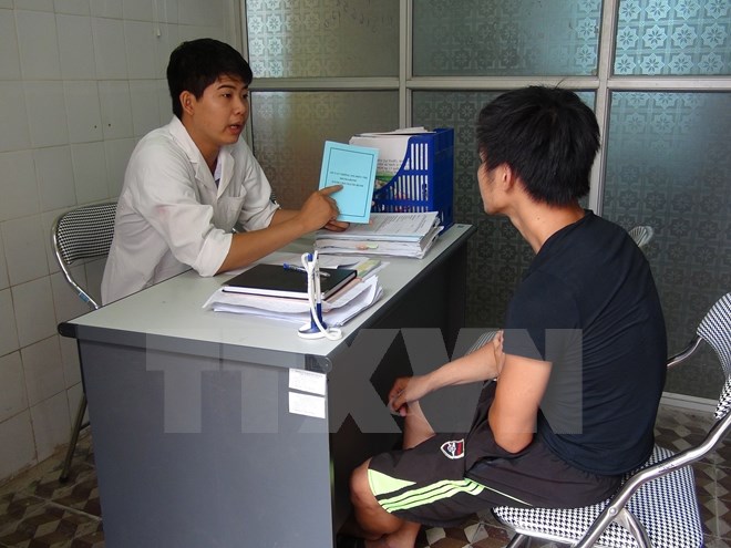 ร่วมกันช่วยเหลือผู้ติดยาเสพติด