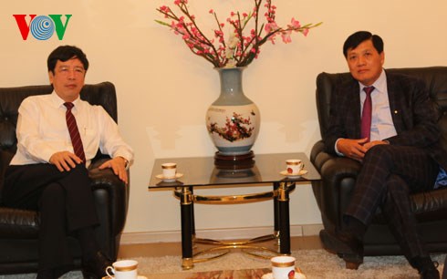 การประชาสัมพันธ์ด้านการต่างประเทศในภารกิจการพัฒนาและพิทักษ์รักษาปิตุภูมิ