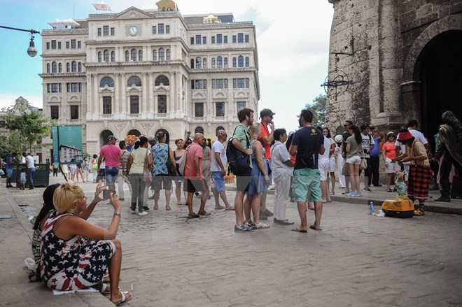 สหรัฐกำลังพิจารณาการงดออกเสียงต่อมติของสหประชาชาติที่ประณามมาตรการควํ่าบาตรของสหรัฐต่อคิวบาบา