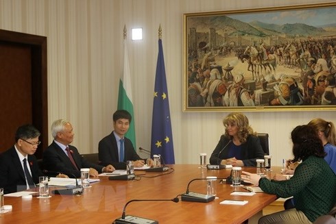 เวียดนามและบัลแกเรียกระชับความร่วมมือแลกเปลี่ยนประสบการณ์ในด้านต่างๆ