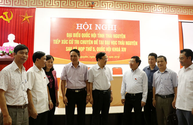 ข่าวผู้แทนสภาแห่งชาติพบปะกับผู้มีสิทธิ์เลือกตั้ง