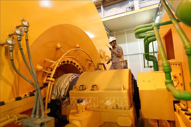 ผลักดันการปฏิบัตินโยบายและกฎหมายเกี่ยวกับการบริหารและใช้เงินกู้จากต่างประเทศ