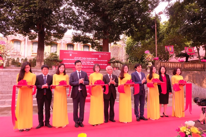 งานนิทรรศการ “หว่างแถ่งทังลองจากแผ่นแม่พิมพ์ไม้ของราชวงศ์เหงวียน – มรดกด้านข้อมูลของโลก”