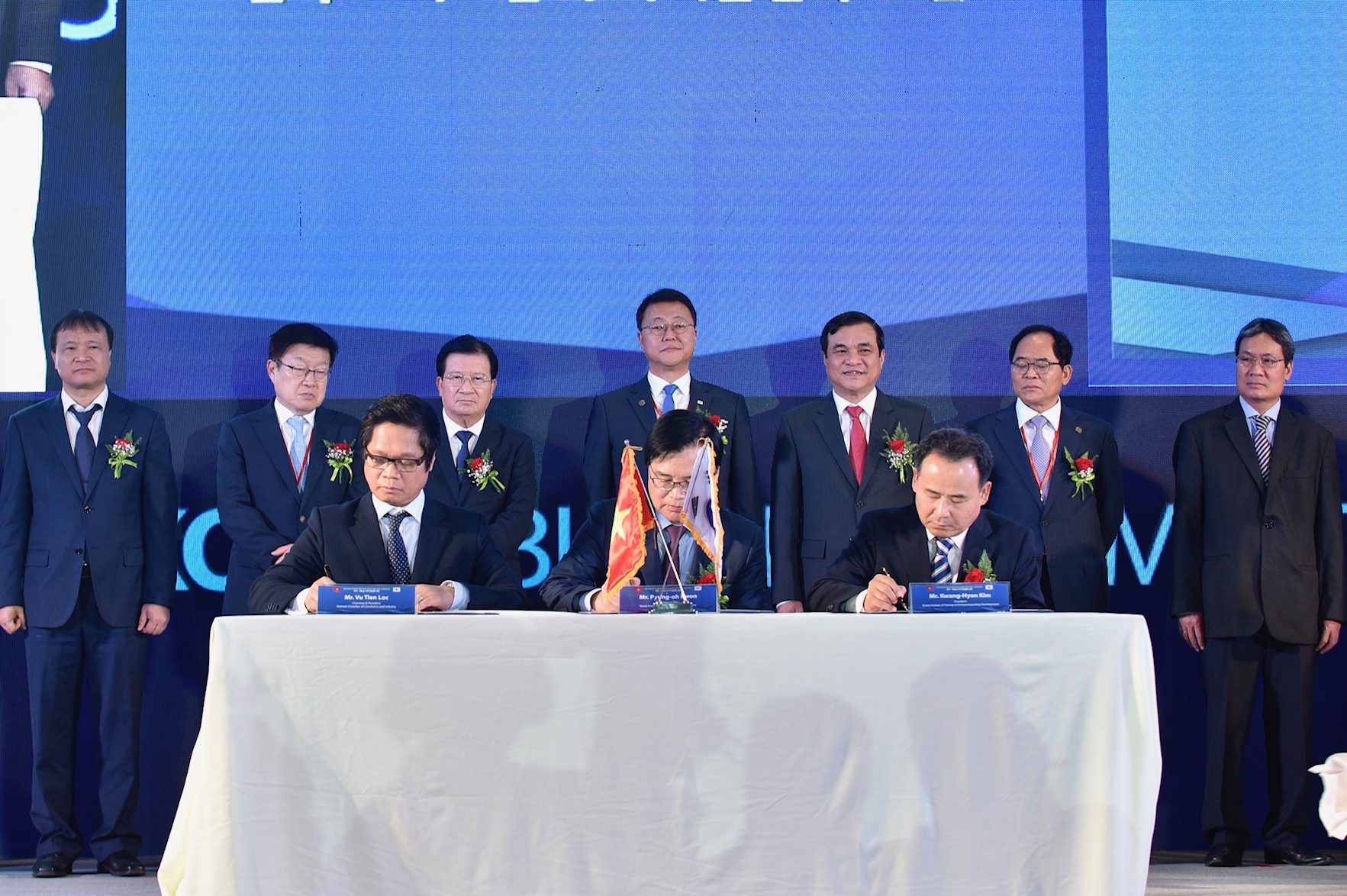 การประชุมสุดยอดธุรกิจเวียดนาม-สาธารณรัฐเกาหลี